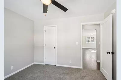 5325 Hiawatha Lane, Minneapolis, MN 55417 - Photo 14