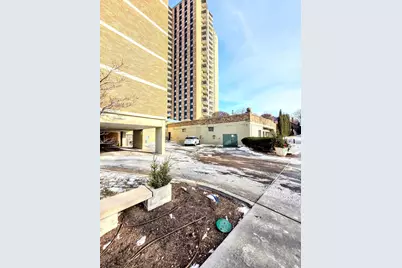 410 Groveland Avenue #1704, Minneapolis, MN 55403 - Photo 36