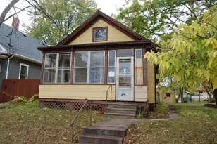 721 Tuscarora Ave, Saint Paul, MN 55102 - Photo 1
