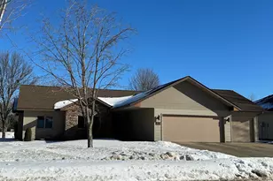 416 43rd Ave S, Saint Cloud, MN 56301 - Photo 1