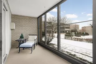 4370 Brookside Ct, Edina, MN 55436 - Photo 10