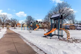 892 Cook Ave E, Saint Paul, MN 55106 - Photo 40