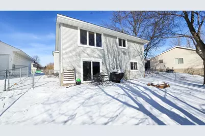 4609 Heather Way N, Oakdale, MN 55128 - Photo 24