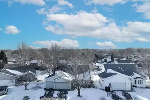 4609 Heather Way N, Oakdale, MN 55128 - Photo 28