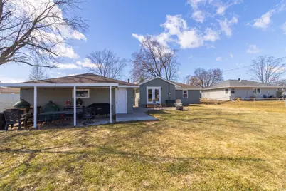 10025 Columbus Avenue S, Bloomington, MN 55420 - Photo 38