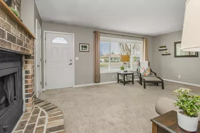 10025 Columbus Avenue S, Bloomington, MN 55420 - Photo 4