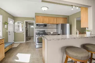 10025 Columbus Ave S, Bloomington, MN 55420 - Photo 16