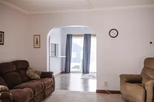 305 E 7th St, Morris, MN 56267 - Photo 16