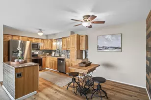 682 125th Ln NE, Blaine, MN 55434 - Photo 6