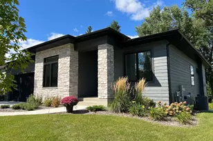 620 Greenvale Ave, Northfield, MN 55057 - Photo 2