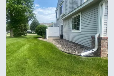 312 Wagon Wheel Lane, Chaska, MN 55318 - Photo 12