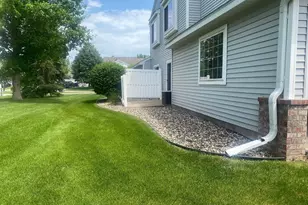 312 Wagon Wheel Ln, Chaska, MN 55318 - Photo 12