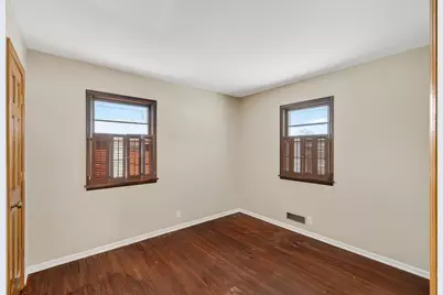 6330 Perry Avenue N, Brooklyn Center, MN 55429 - Photo 22