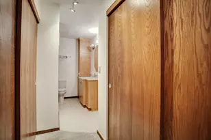 1225 Lasalle Ave, Minneapolis, MN 55403 - Photo 24