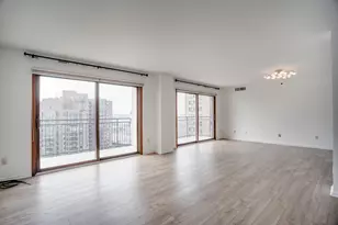 1225 Lasalle Ave, Minneapolis, MN 55403 - Photo 4