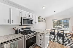 14204 Towers Ln, Eden Prairie, MN 55347 - Photo 4