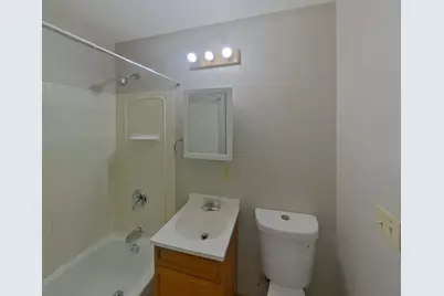 2144 Sherwood Avenue, Saint Paul, MN 55119 - Photo 14