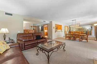 6100 Auto Club Road #211, Bloomington, MN 55438 - Photo 10