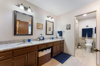 6100 Auto Club Road #211, Bloomington, MN 55438 - Photo 24