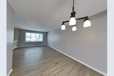 8301 Thomas Avenue N, Brooklyn Park, MN 55444 - Photo 2