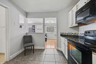 1561 Wheelock Ln, Saint Paul, MN 55117 - Photo 6