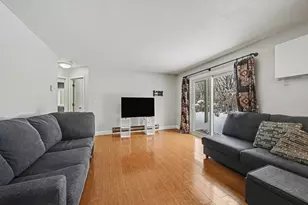 1561 Wheelock Ln, Saint Paul, MN 55117 - Photo 8