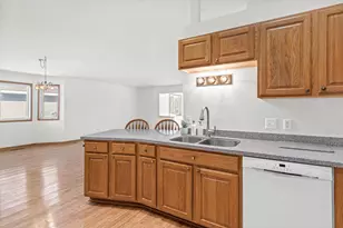 719 Victoria Ct, Stillwater, MN 55082 - Photo 16