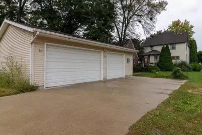 541 Nicollet Avenue, North Mankato, MN 56003 - Photo 44