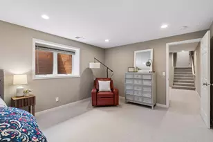 335 Queensland Ln N, Plymouth, MN 55447 - Photo 62