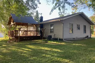 309 Bates St, Cornell, WI 54732 - Photo 4