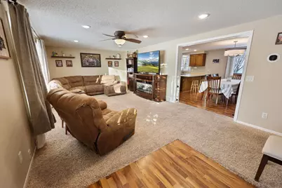 21276 County Road 7, Saint Augusta, MN 56301 - Photo 6