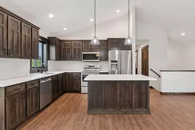 1638 72nd Avenue, Hammond, WI 54015 - Photo 2