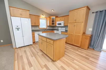 1120 Madisson Street, Alexandria, MN 56308 - Photo 8