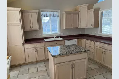 1940 Topaz Pointe Lane SW, Rochester, MN 55902 - Photo 8