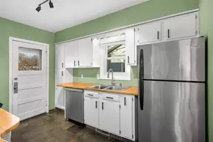 2628 Ulysses St NE, Minneapolis, MN 55418 - Photo 10