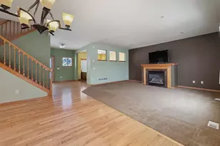 969 Kelly St, Lino Lakes, MN 55014 - Photo 4