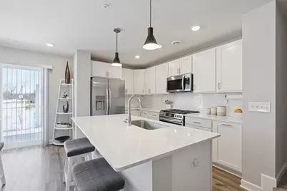 10546 Weston Way N, Maple Grove, MN 55369 - Photo 2