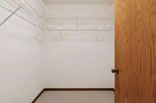 2684 Lake Ct Dr, Mounds View, MN 55112 - Photo 24