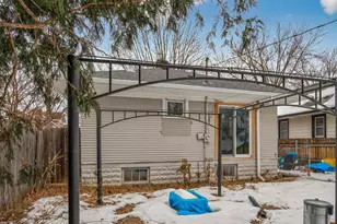 271 Pascal St S, Saint Paul, MN 55105 - Photo 28