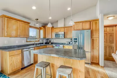 1549 34th Avenue S, Moorhead, MN 56560 - Photo 6