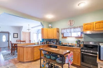 615 Central Avenue N, Valley City, ND 58072 - Photo 10