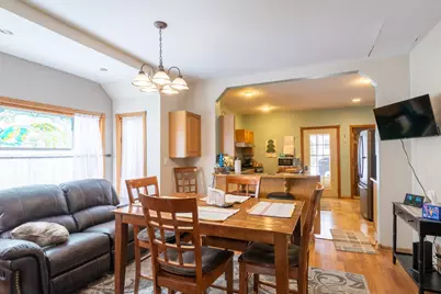 615 Central Avenue N, Valley City, ND 58072 - Photo 2