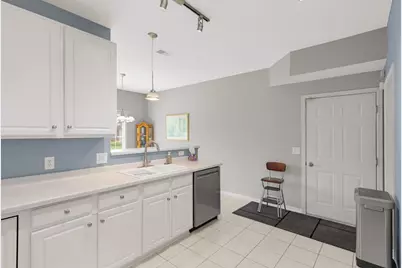 15726 Fremont Way #1016, Apple Valley, MN 55124 - Photo 8
