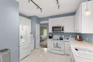 15726 Fremont Way, Apple Valley, MN 55124 - Photo 6