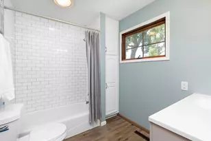 10212 Xerxes Ave S, Bloomington, MN 55431 - Photo 16