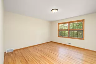 10212 Xerxes Ave S, Bloomington, MN 55431 - Photo 12