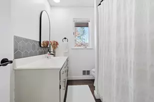 4222 Fairview Ave, Hopkins, MN 55343 - Photo 14