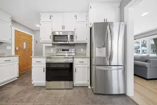 2524 Boone Ave S, Saint Louis Park, MN 55426 - Photo 6