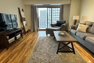 66 9th St E, Saint Paul, MN 55101 - Photo 1