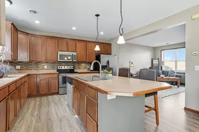 1967 Sierra Drive #303, Hastings, MN 55033 - Photo 10